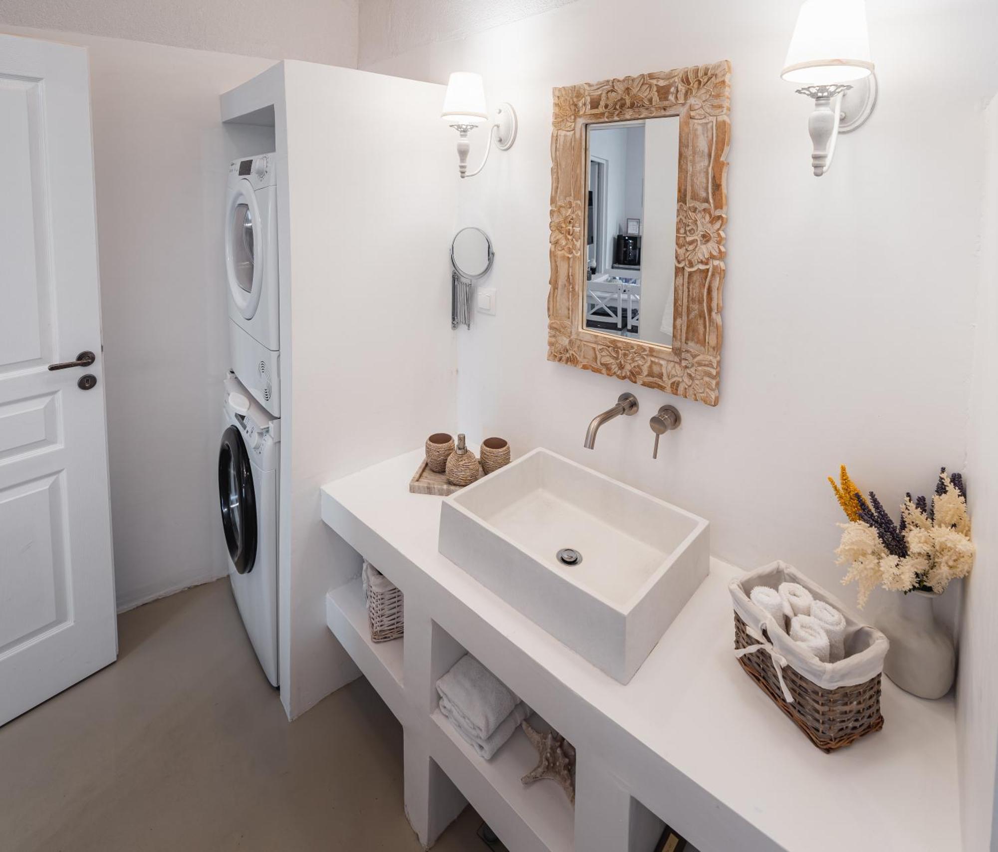 Cycladic Aretinni Apartment